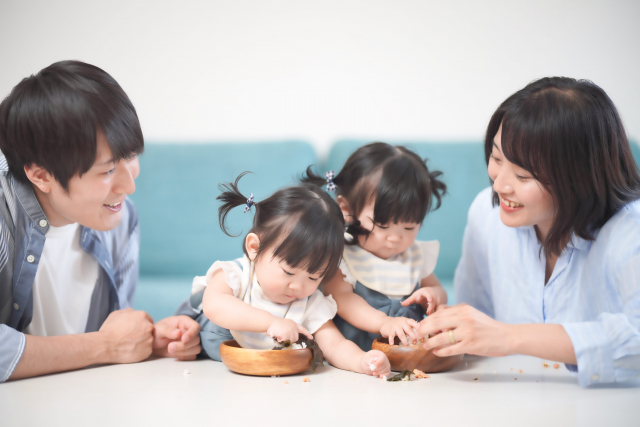 1歳にコンビニおにぎりは安全？無添加なら宅食のほうが安心な理由
